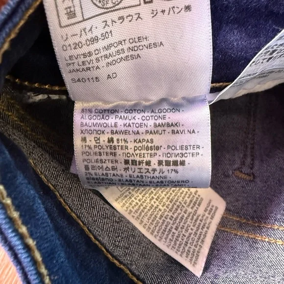 Levi's 711 Women Dark Blue Skinny Jeans Classic Style Size 00 Short - Picture 3 of 3